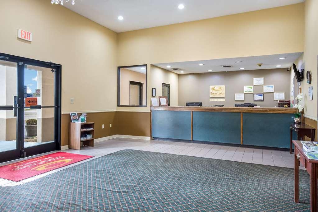Econo Lodge Inn & Suites East Ноксвилл Интерьер фото