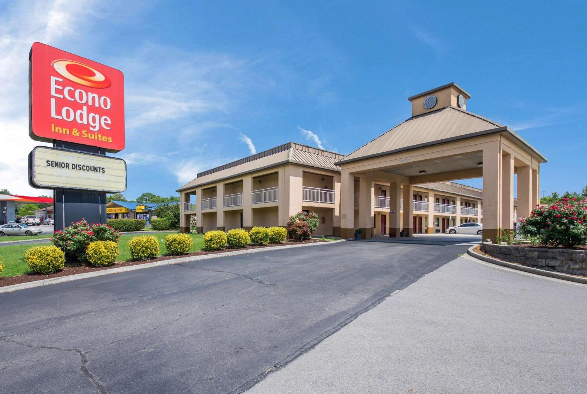 Econo Lodge Inn & Suites East Ноксвилл Экстерьер фото